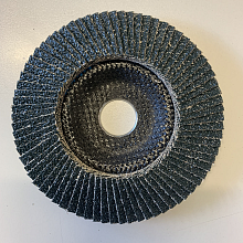 ABRA PLUS - Univerzální lamelový brusný kotouč 39V6 pro tvrdé ocele 125 mm